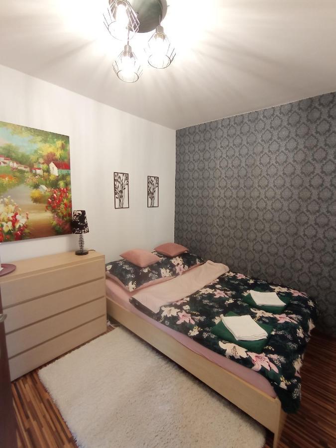 Mk Apartament III Rzeszów Extérieur photo